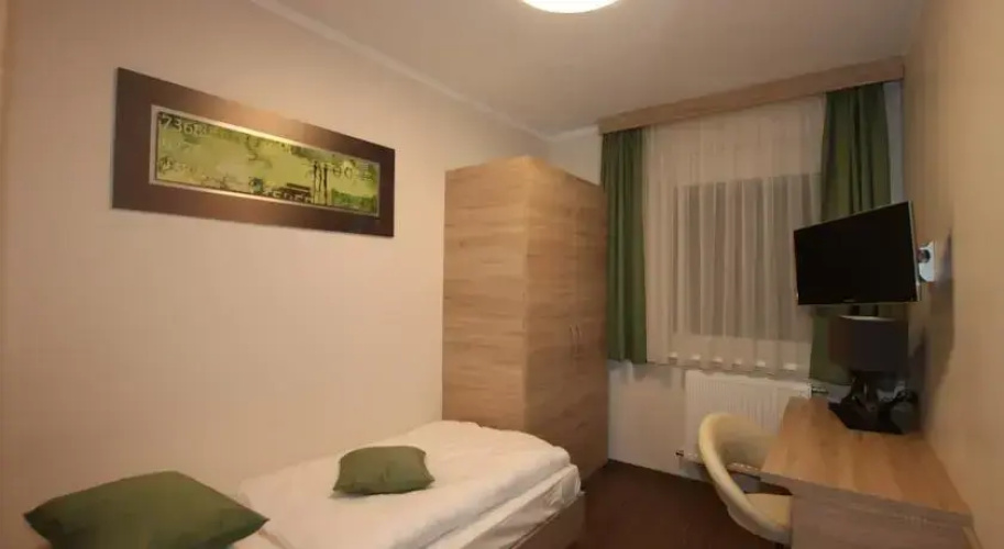 Pension Central