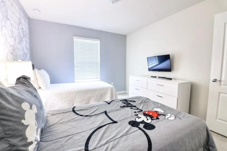 5 Bedrooms Cottage