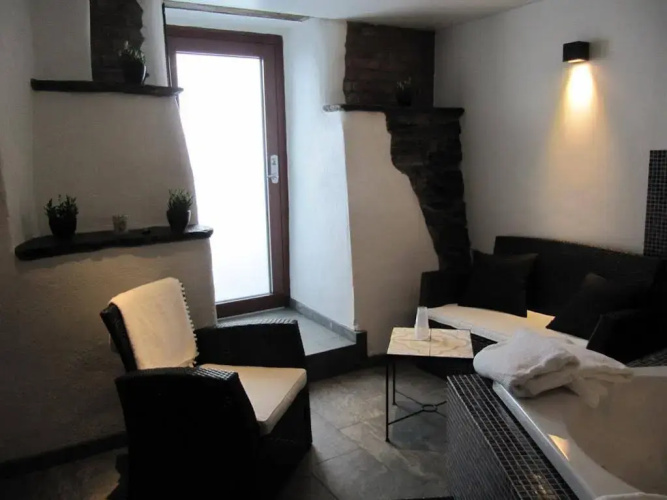 IQsuites