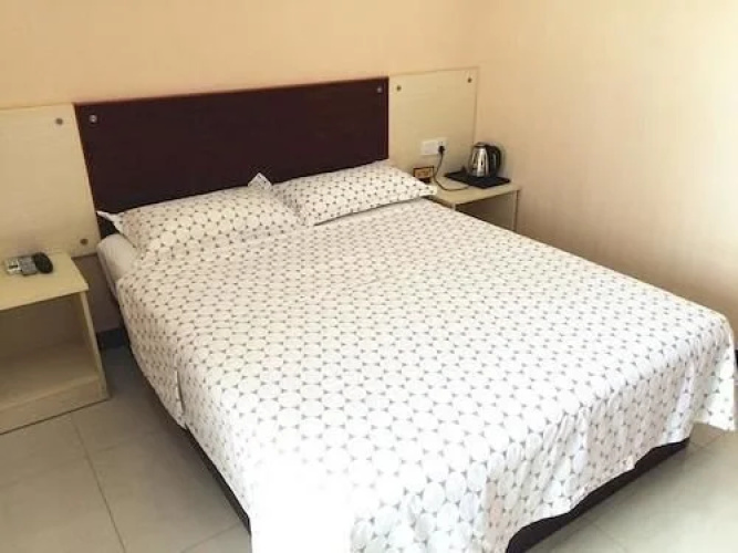 Wuhan Huashen Hotel