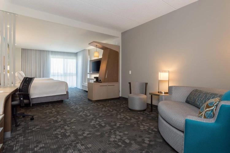 1 Bedroom Quadruple Suite