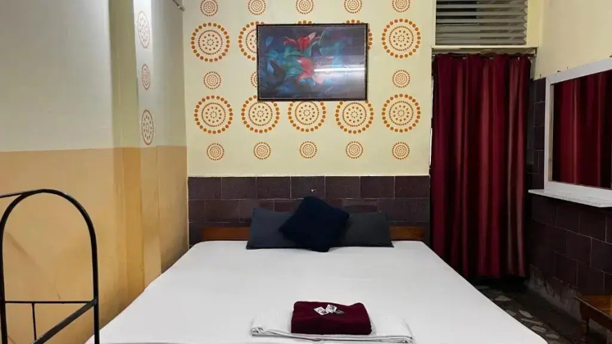 Hotel Raj