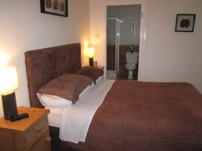 Abbeyvale House Bed and Breakfast
