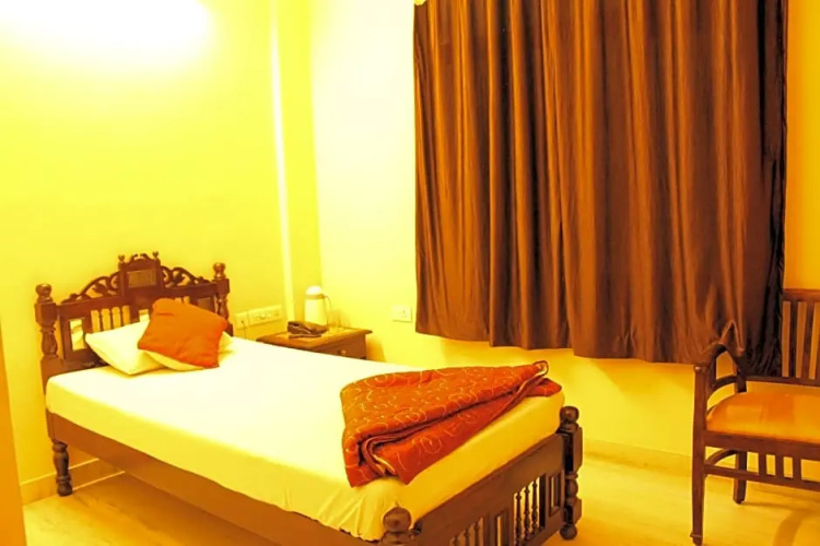 Hotel Chit Chat Palace