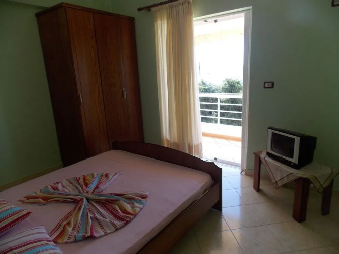 Hotel Erioni