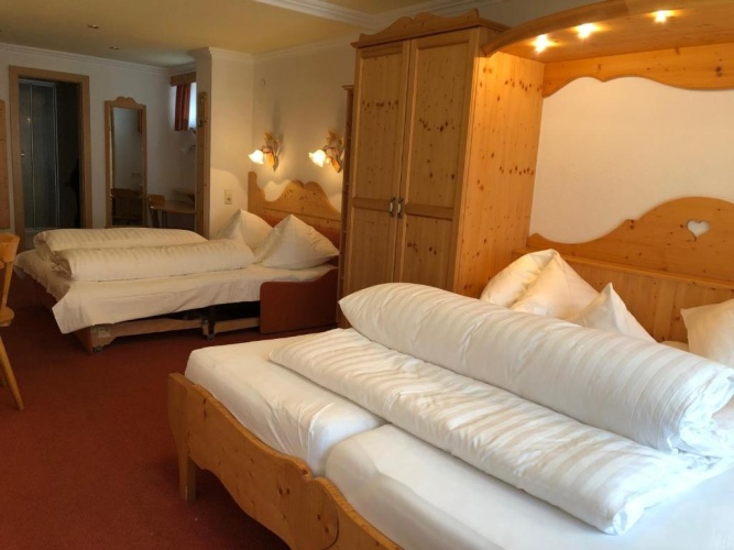 Standard Quadruple room