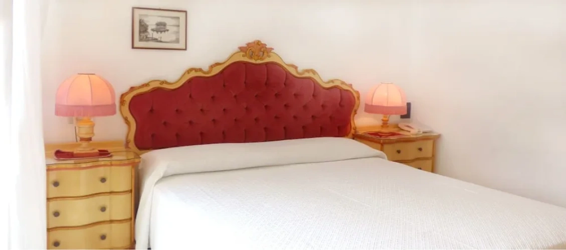 Single room with balcony