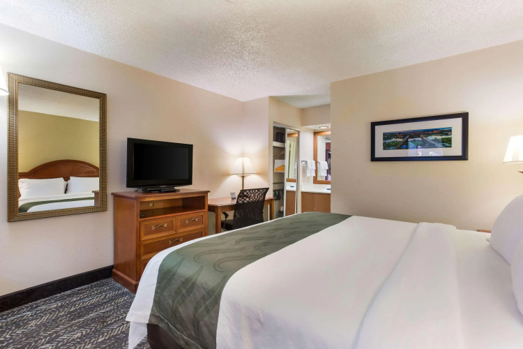 Quality Inn