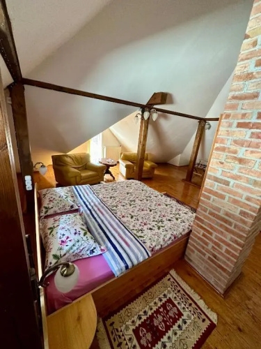Luna House