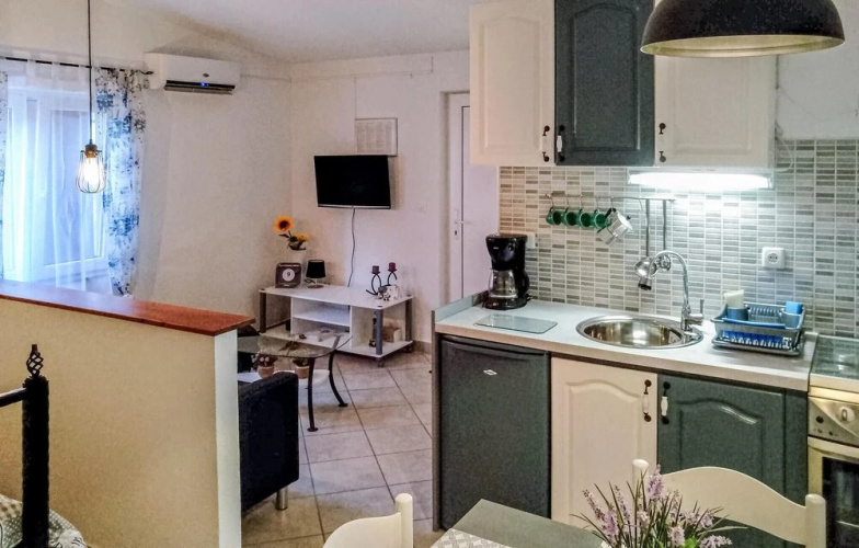 Stunning Apartment in Rovinj With Wifi