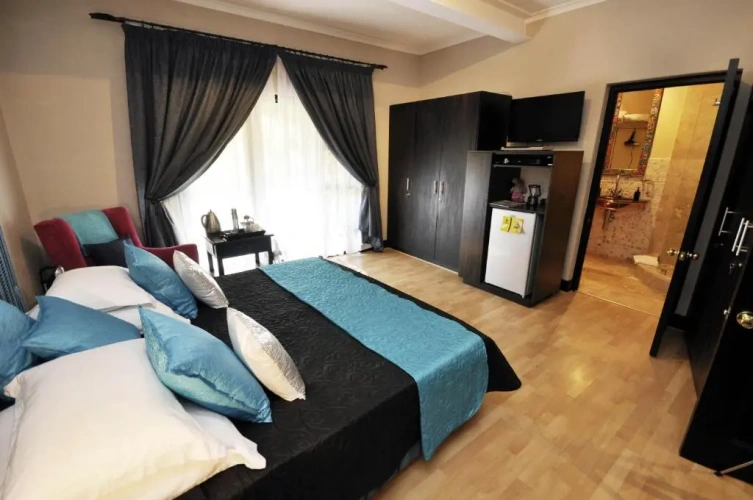 Standard Double room with garden view