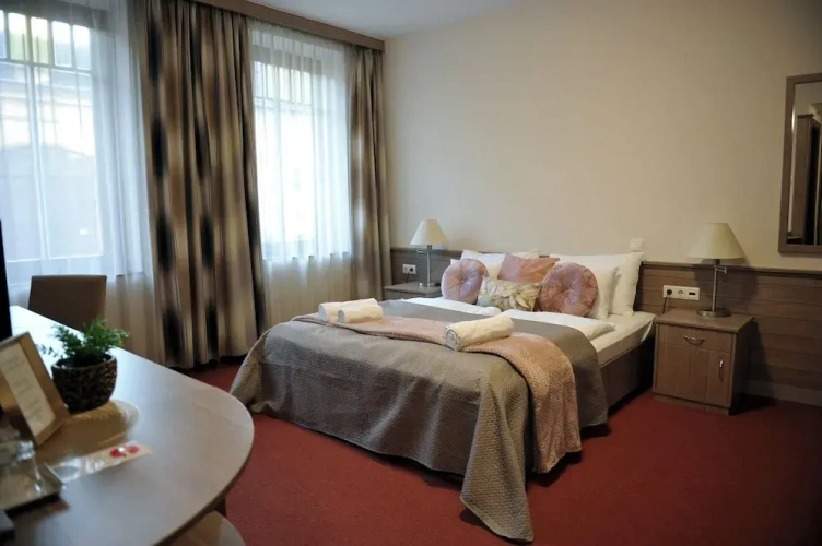 Superior Double room with city view