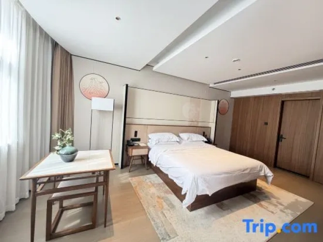 1 Bedroom Suite