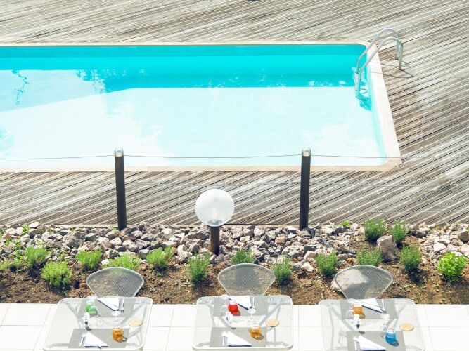 Novotel Chartres Over view