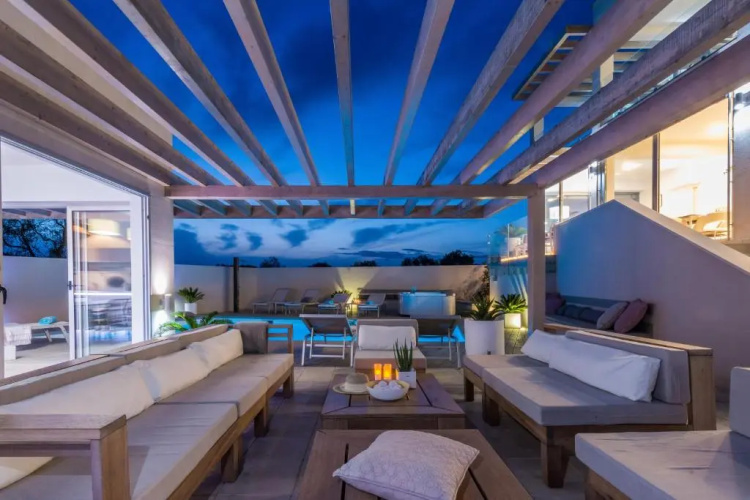 Lalic Gallery Villa