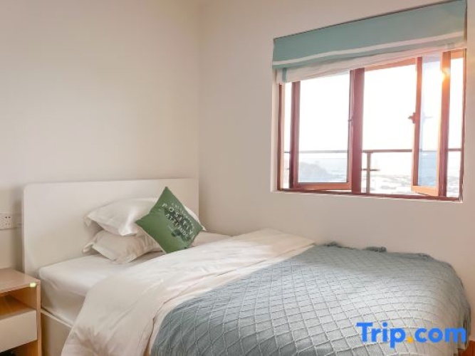 2 Bedrooms Family Suite with view