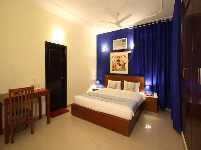 OYO Flagship Noida Expressway Boulevard