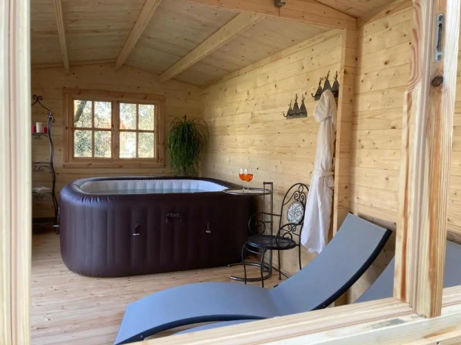 2 Bedrooms Cottage