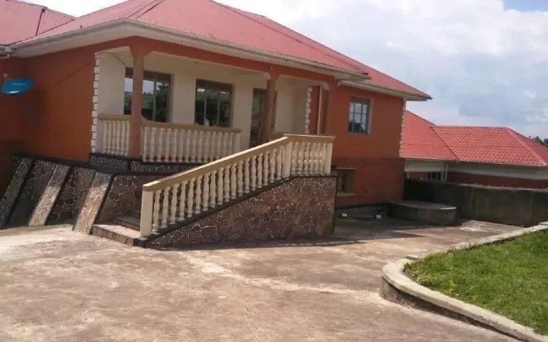 Danita House