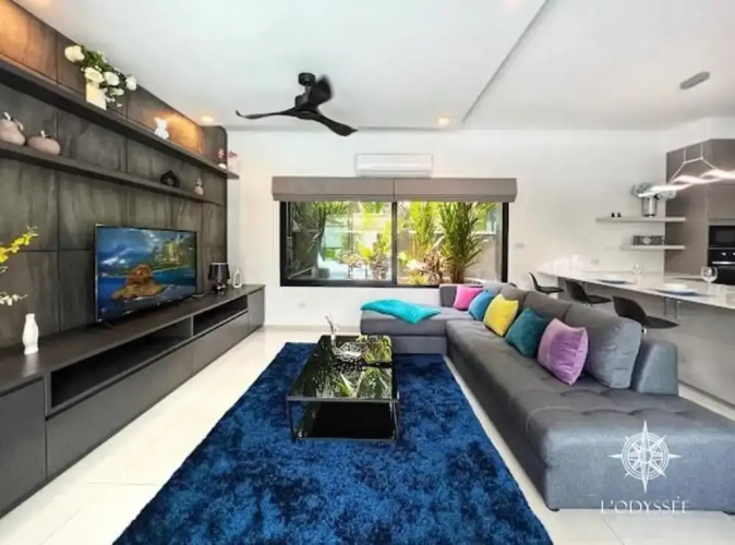 Central Rawai Private Pool Villa  V292