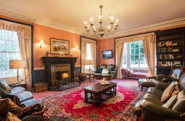 Pitcalzean House