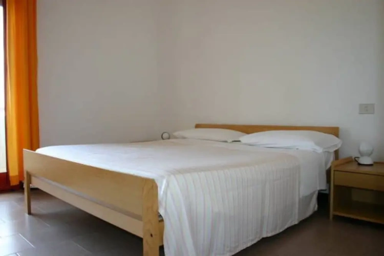 Economy Triple room