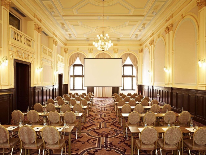 Kings Court Hotel photo 24