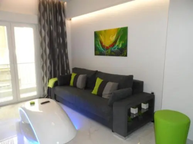 Laura White Tower Apartment
