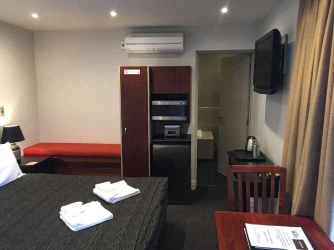 Autoline Motel