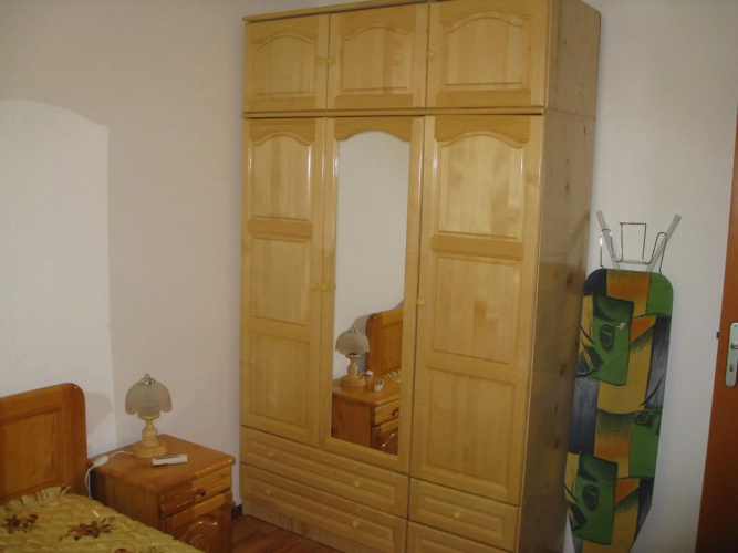 Elias Apartment