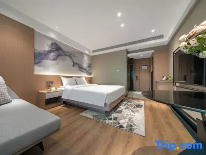 Deluxe Double room with balcony and with view