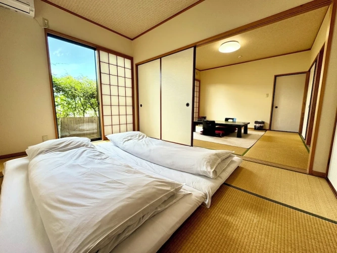 Economy Twin room with garden view