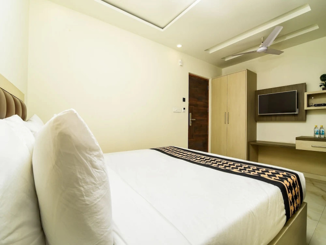 OYO 9384 Hotel Ashirwad