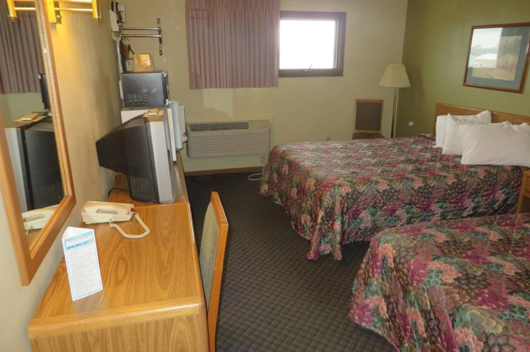 Red Carpet Inn