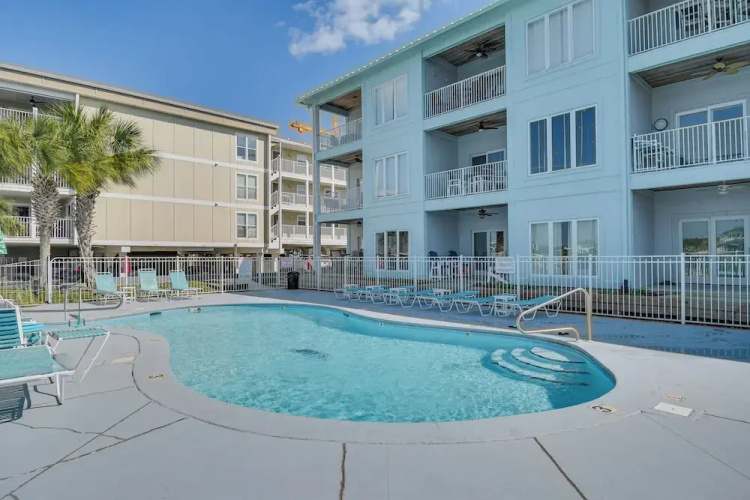 Orange Beach Waterfront Condo w/ Pool Access!