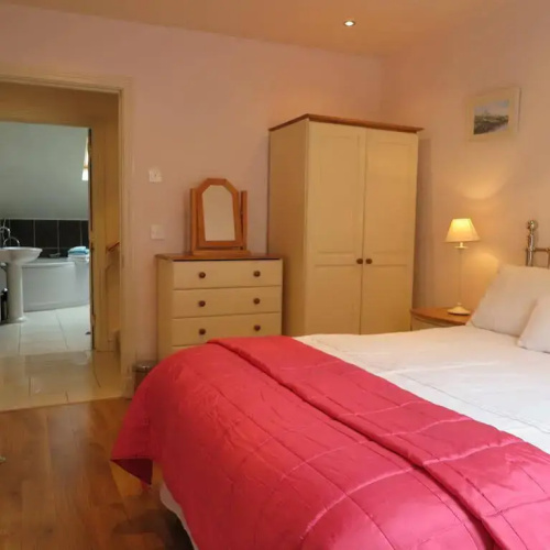 Meadow View Apartment