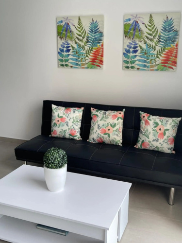 201-Confortable Aparta Estudio Nuevo en Granada