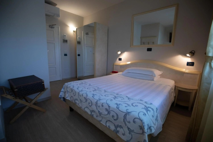 Hotel London