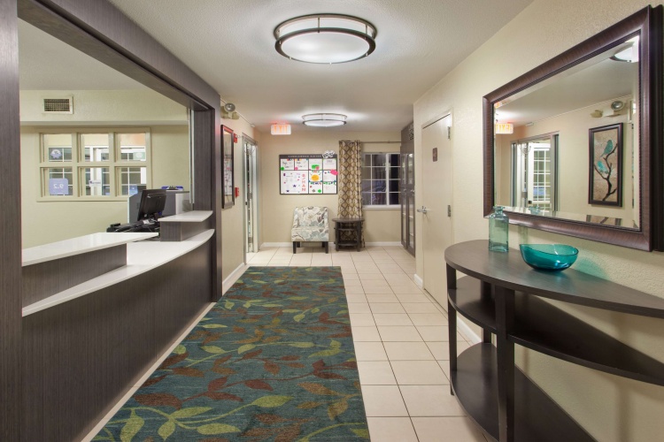 Sonesta Simply Suites Detroit Troy photo 15