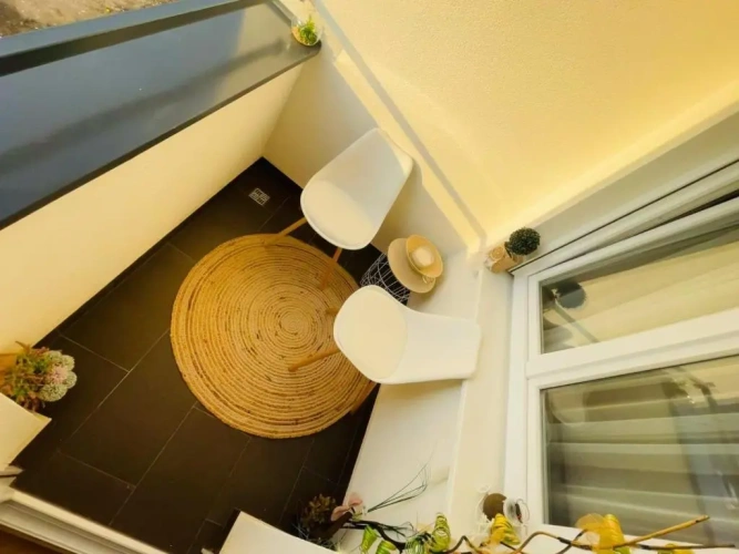 2 Bedrooms Apartment