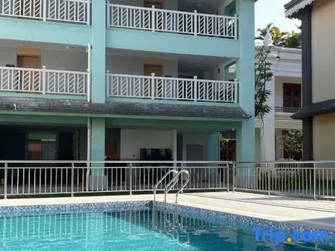 Platinum Hotel