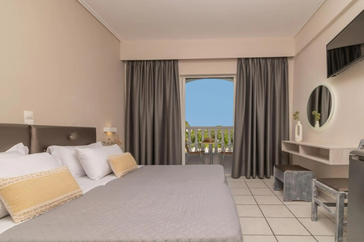 Daisy Hotel, Tsilivi