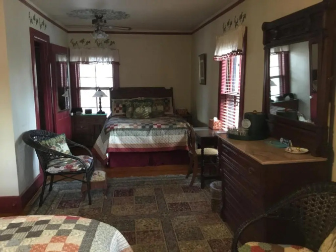 Amherst Inn