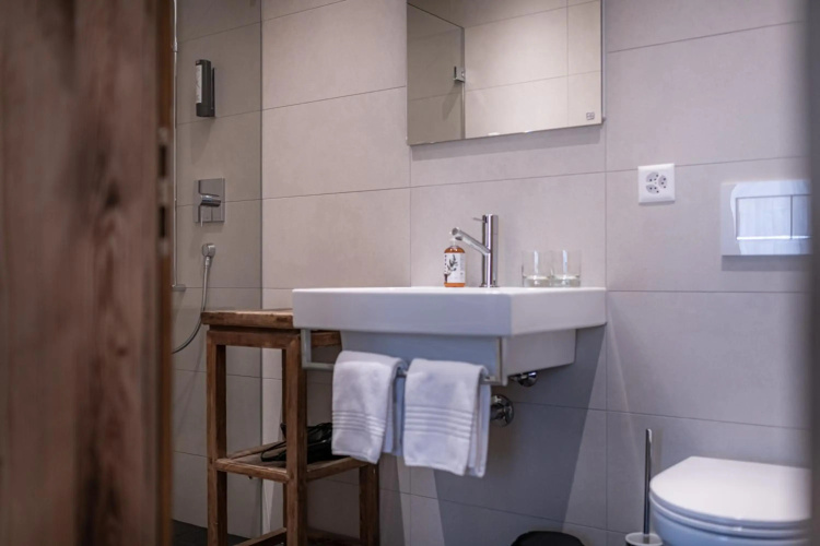 Adula Hotel
