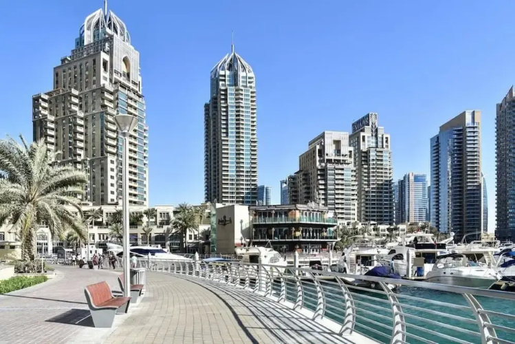 Spacious 2 BR Apartment Princess Tower