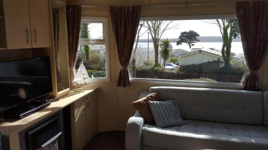 Pine Ridge 59 Rockley Park Poole with sea view