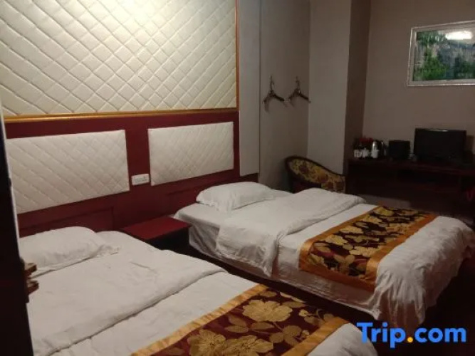 Zunyi Yutan Ziyang Hotel