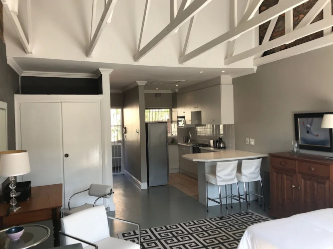 Green Point Self Catering Studio