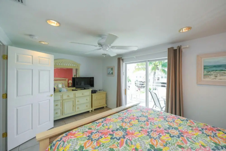 LJ's Cottages by Beachside Management