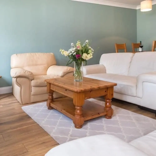 3 Bedrooms Deluxe Apartment
